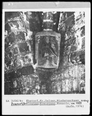 Konsole: Heiliger Christopherus?