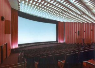 Dresden-Altstadt. Filmtheater Prager Straße (Rundkino). Zuschauerraum (1018 Plätze)