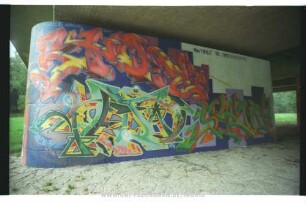 StoNE NEON unleserlich
