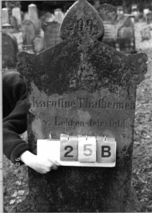 Grabstein 25B (1)