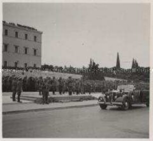Wehrmachtssoldaten, Siegesparade in Athen