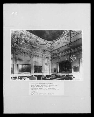 Palais des Princes-Evêques — Saal