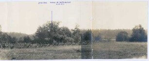 Foto eigener Stellungen mit Drahthindernissen östlich von Riga (rechter Bildteil)