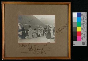 Foto Kaiser Wilhelm mit Entourage an Deck Prosit Neujahr 1914 Wilhelm