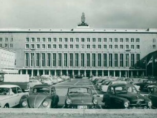 Berlin-Tempelhof, Neuer Zentralflughafen, Haupteingang