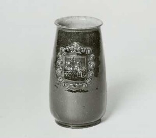 Vase mit Frohburger Stadtwappen