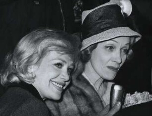 Tegel Ankunft. Hildegard Knef, Marlene Dietrich