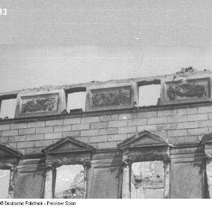 Dresden-Altstadt, Bürgerwiese 5/7. Ruine des Palais Kaskel-Oppenheim. Hauptfassade
