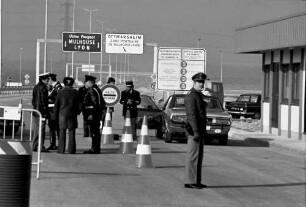Ottmarsheim: Autobahndreieck Neuenburg - Ottmarsheim; am Gemeinschaftszollamt