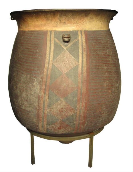 Clay vessel