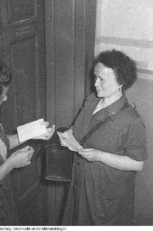Dresden, Pillnitz. Versuchsanstalt, Gewächshäuser, Mai 1952
