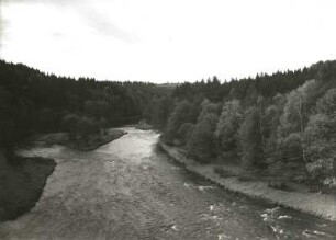 Mittelsächsisches Bergland. Zschopautal unterhalb Mittweida (heute durch Talsperre überstaut). Blick flußauf