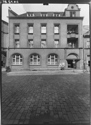 Torgau, Scheffelstraße 6. Wohn- und Geschäftshaus. Straßenfront