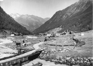 Gries bei Längenfeld (auch Gries im Sulztal / Österreich). Ortsansicht über den Fischbach