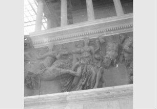Blick auf den Pergamonfries im Pergamonmuseum