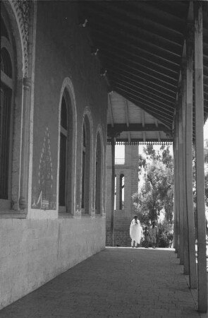 Koptische Kirche von Addis Abeba : Im Wandelgang bei der Koptischen Kirche von Addis Abeba.