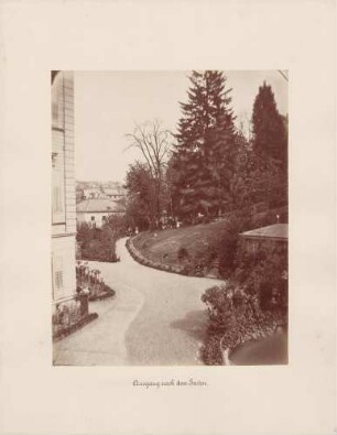 Blick in den Garten des Hotels "Maison W. Messner" in Baden-Baden