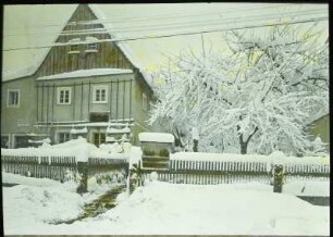 Langenhennersdorf : Langenhennersdorf. Wohnhaus des Schuhmachers. Winteraufnahme