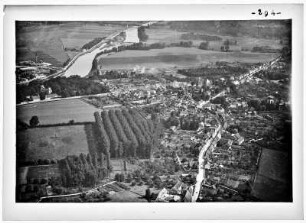 Frankreich, Verberie. Stadtansicht, Luftaufnahme. Reproduktion