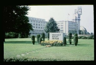 Reichskanzlerplatz 20.9.58.