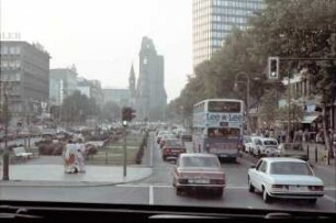 Berlin: Tauentzienstraße mit Gedächtniskirche, von der Nürnbergerstraße