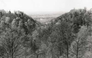Keppgrund. Blick von der Talkante über die Keppmühle zur Elbe
