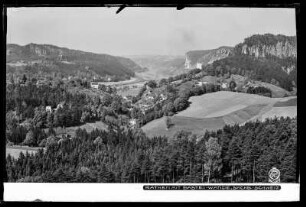 Sächsische Schweiz, Blick auf Rathen und die Bastei-Wände