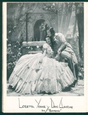 Loretta Young y Don Ameche en "Ramona"
