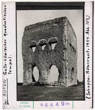 bei Autun: gallo-römischer Janus-Tempel
