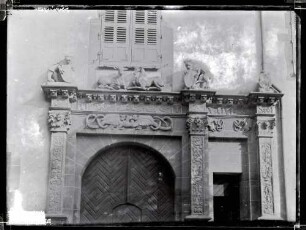 Schloß; Portal