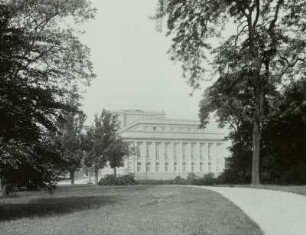 Dessau, Landestheater, Eingangsfront