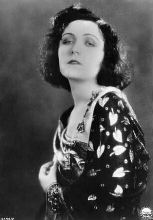 Pola Negri