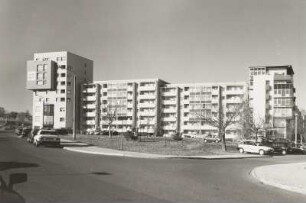 Wohnhäuser mit Büro der Wohnbau Nordwest Dresden (Nr. 10 b)