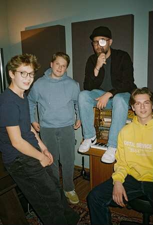 Julius Weckauf Nevio Wendt Levi Brandl Mark Foster