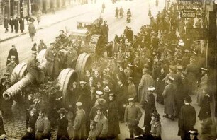 Rückkehr der Leibgrenadiere. Zug durch die Kaiserstraße