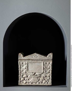 Römische Aschenurne mit Deckel