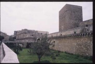 Bari, Castello Normanno-Svevo / Kastell