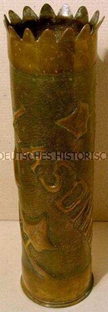 Vase aus einer Kartusche