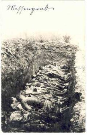 Massengrab im 1.Weltkrieg