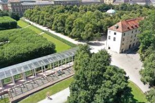 Hansjakob, Gottfried; München, Englischer Garten; Altstadtring, Königinstraße, Hofgarten, Finanzgarten, Englischer Garten, Staatskanzlei, Haus der Kunst, Prinz Carl Palais - Luftbild