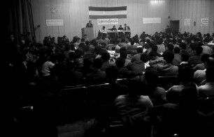 Tagung der Konföderation Iranischer Studenten in der Stadthalle Karlsruhe und Vorführung einer Dokumentation über die angebliche Erpressung von iranischen Studenten durch die deutsche Polizei in Zusammenarbeit mit dem persischen Geheimdienst
