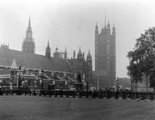 Parliament Square und Westminster Abbey