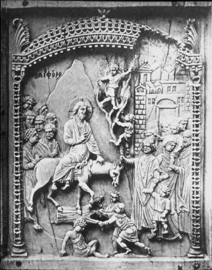 Berlin, Triptychon, Mittelteil; Einzug Christi in Jerusalem, Elfenbein aus Konstantinopel, Staatliche Museen zu Berlin - Preußischer Kulturbesitz, Museum für spätantike und byzantinische Kunst