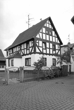 Wetzlar, Wetzlarer Straße (DU) 6