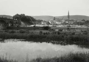 Lohr, Ortsansicht : Lohr. Ortsansicht mit Mainbrücke, Stadtturm und Katholischer Pfarrkirche St. Michael von Südosten
