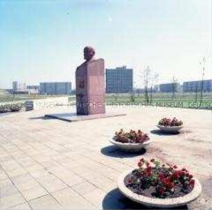 Denkmal für Lenin in Halle-Neustadt
