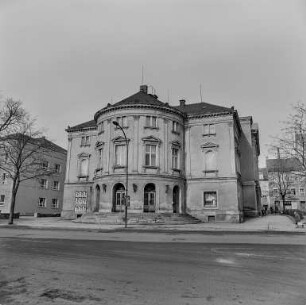 Volkstheater, ehemaliges Stadttheater : Bautzen. Stadtheater am Lauengraben. Straßenansicht