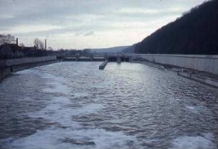Esslingen, Wehr, unterer Vorhafen, flussaufwärts