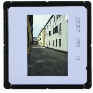 Venedig, Calle crociferi : Straßenansicht