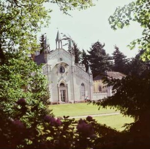 Blick auf das Gotische Haus im Wörlitzer Park